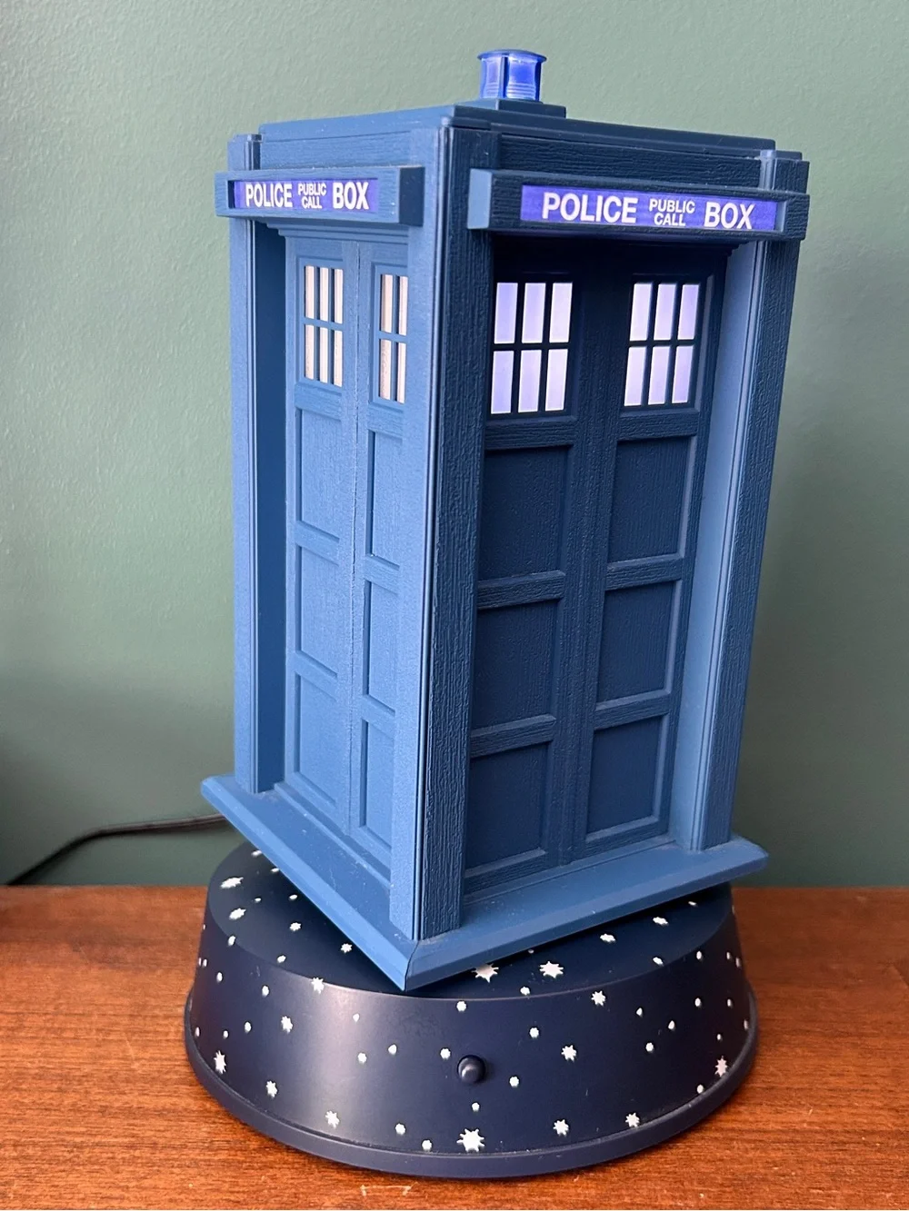 TARDIS Dr Who Hallmark 60th Anniv 2023 Light Sound Motion Table Decoration
